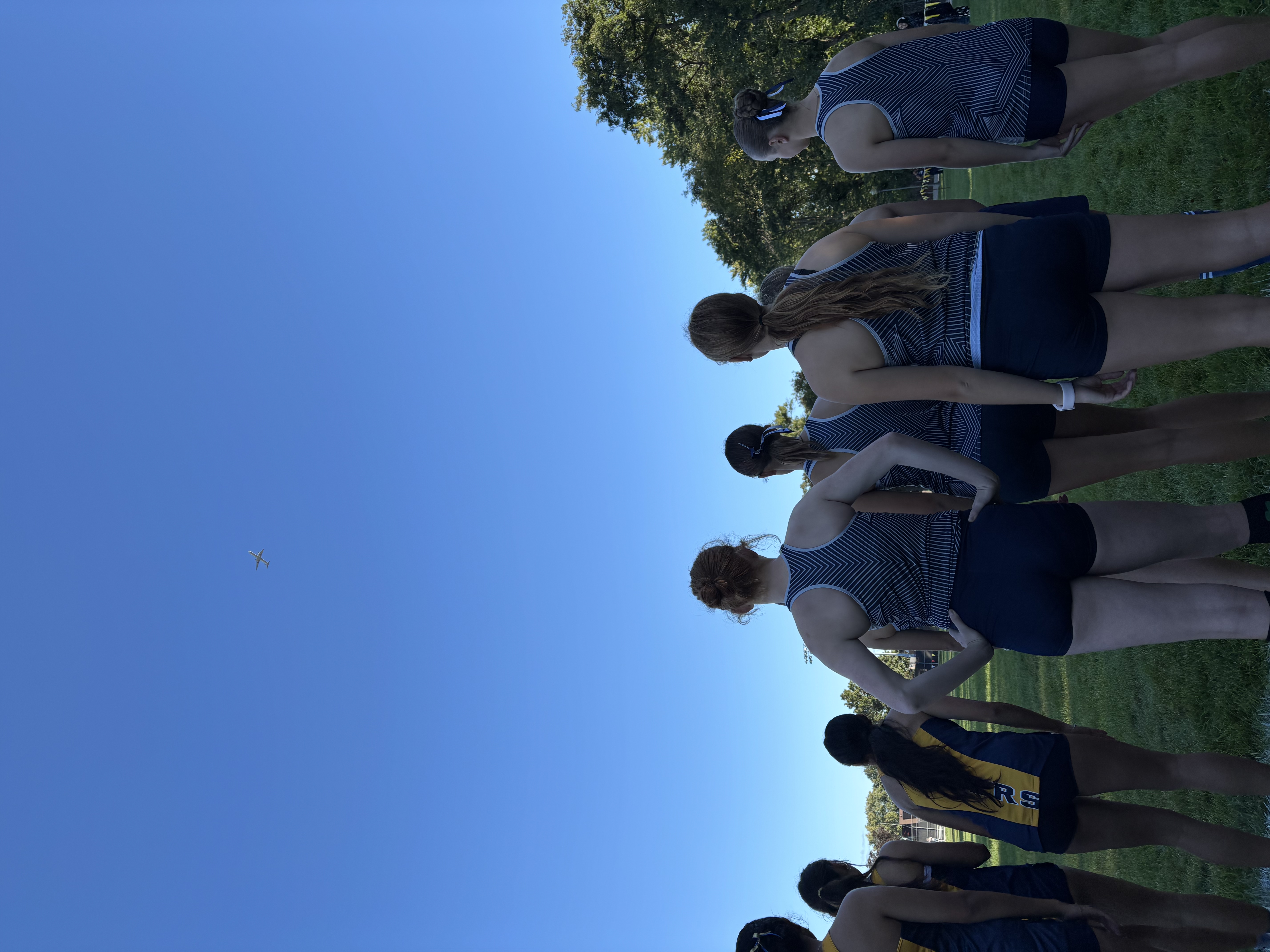 Lisle Varsity Girls Cross Country Team at the 2025 Elmwood Park Tiger Invite